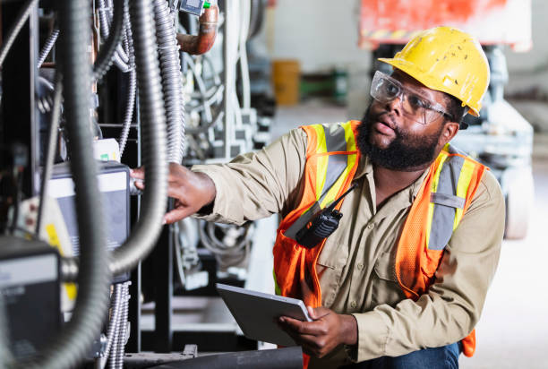 Best Emergency Electrical Repair  in Monona, IA
