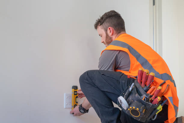 Best Local Electrician Companies  in Monona, IA